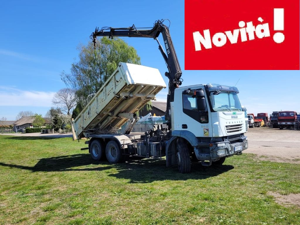 IVECO TRAKKER 260T36 - Tovornjak z dvigalom: slika 1 IVECO TRAKKER 260T36 - Tovornjak z dvigalom: slika 1