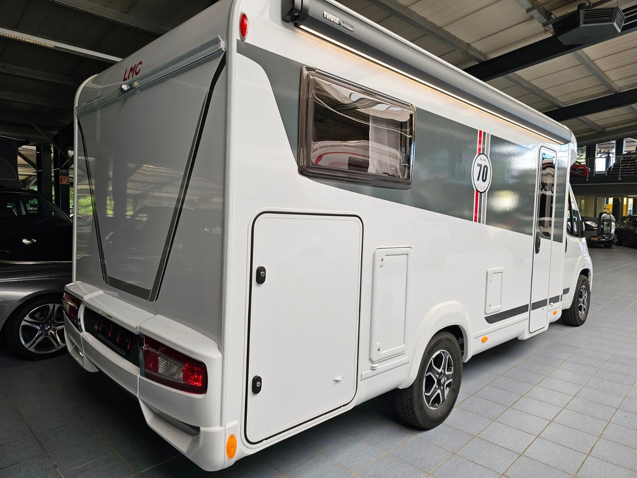 LMC Tourer T660G 70 Jahre AT-8 WC Markise Navi - Polintegriran avtodom: slika 3 LMC Tourer T660G 70 Jahre AT-8 WC Markise Navi - Polintegriran avtodom: slika 3