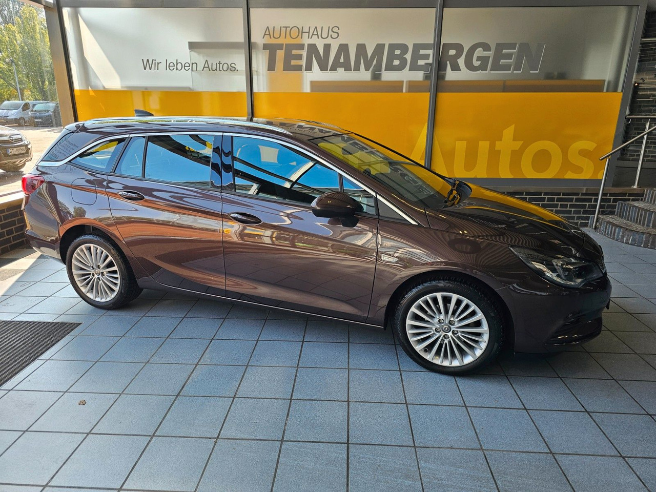 Opel Astra K Sports Tourer Innovation eHeckklappe - Avtomobil: slika 1 Opel Astra K Sports Tourer Innovation eHeckklappe - Avtomobil: slika 1