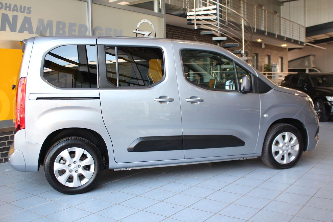 Opel Combo Life E Elegance 180°Kamera Allwetter DAB - Potniški kombi: slika 3 Opel Combo Life E Elegance 180°Kamera Allwetter DAB - Potniški kombi: slika 3