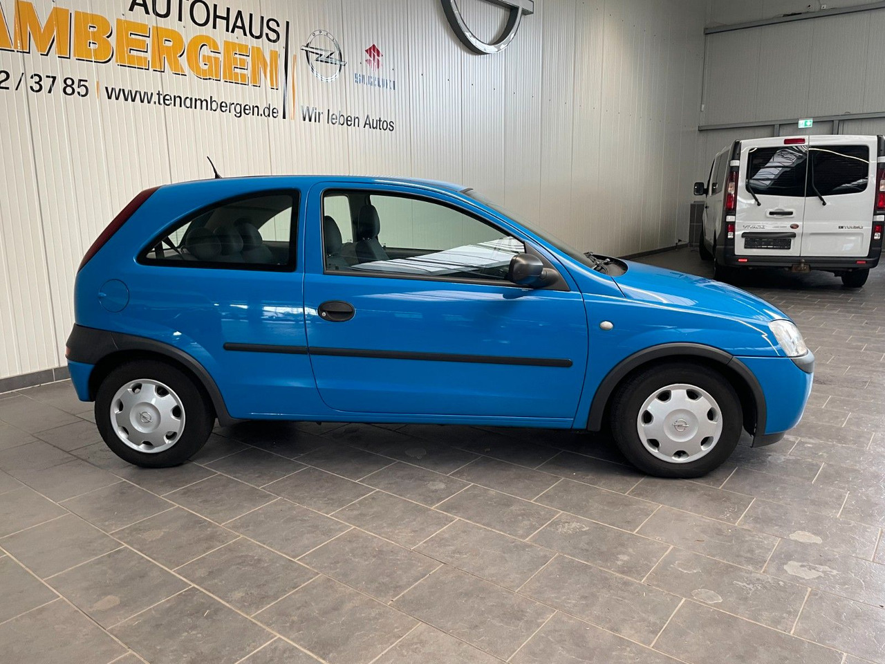 Opel Corsa Comfort Tüv NEU 8 fach Bereift - Limuzina: slika 2 Opel Corsa Comfort Tüv NEU 8 fach Bereift - Limuzina: slika 2