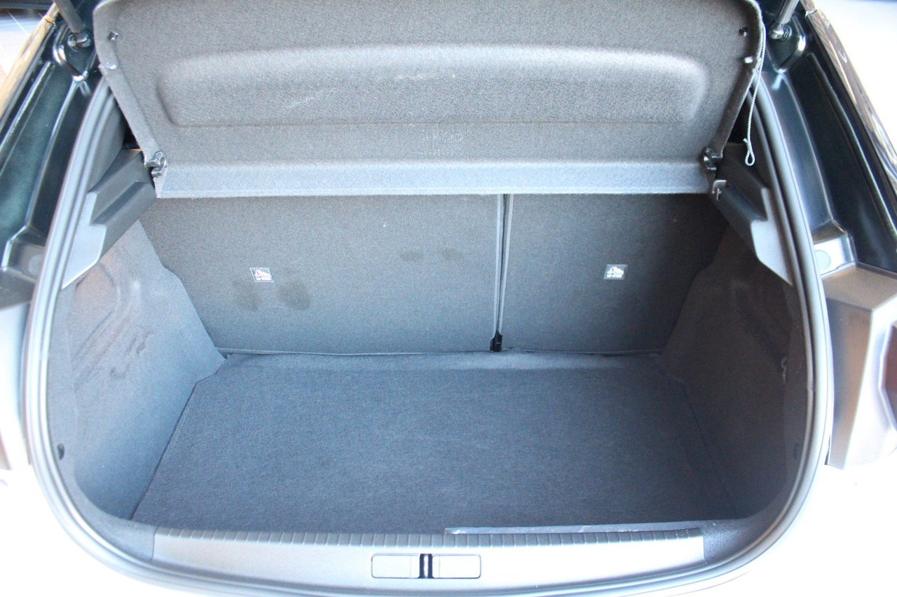 Avtomobil Opel Corsa F Ultimate AT-8 Alcantara IntelliLux Navi: slika 14