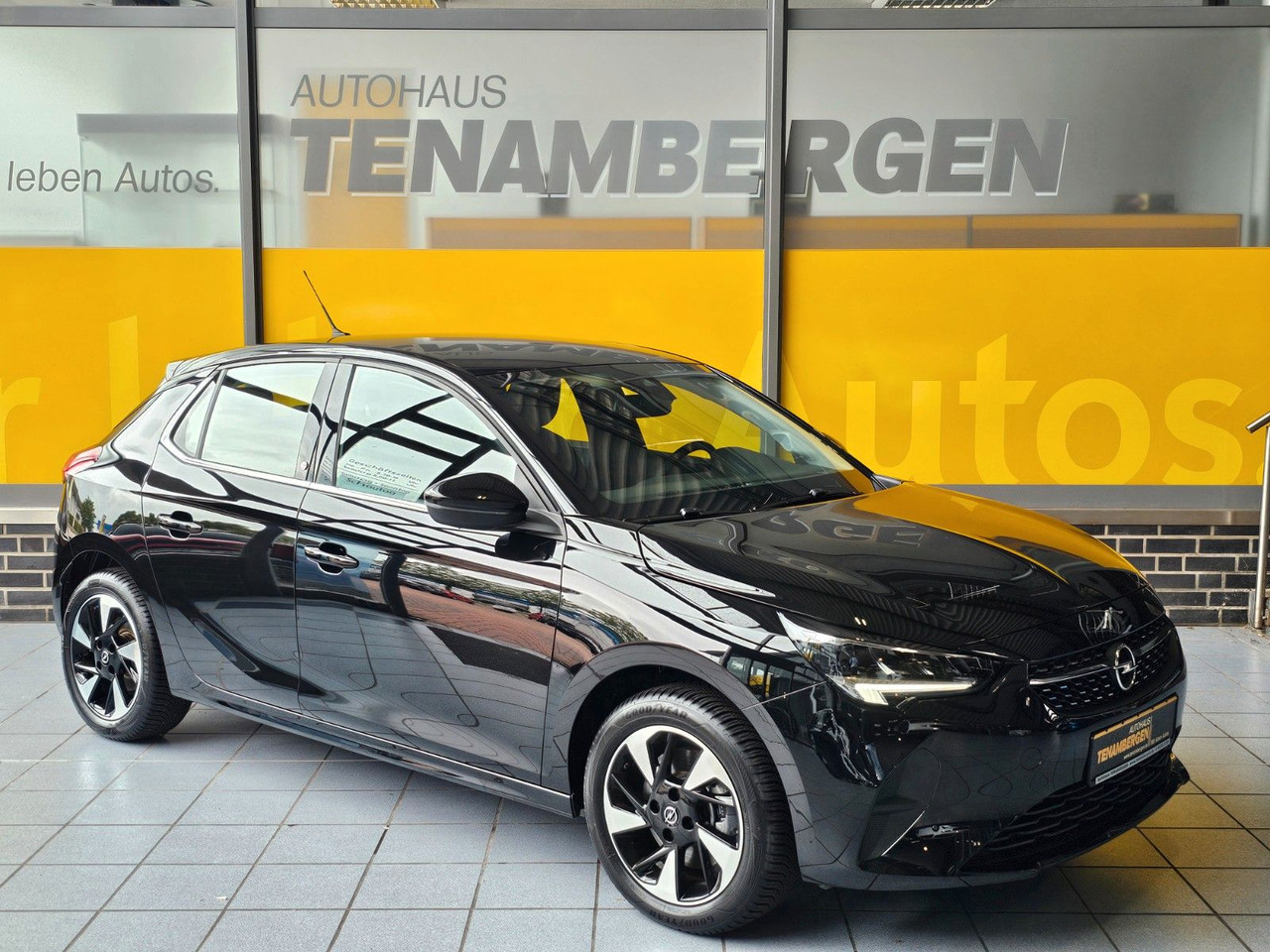Opel Corsa F e Elegance Navi Pro SHZ LED 50KW DAB - Avtomobil: slika 1 Opel Corsa F e Elegance Navi Pro SHZ LED 50KW DAB - Avtomobil: slika 1