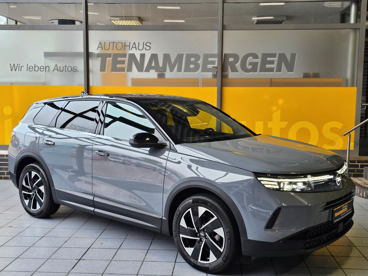 Opel Grandland 1.2 48V Mild-Hybrid 360°Kamera ACC AHK - SUV: slika 1 Opel Grandland 1.2 48V Mild-Hybrid 360°Kamera ACC AHK - SUV: slika 1
