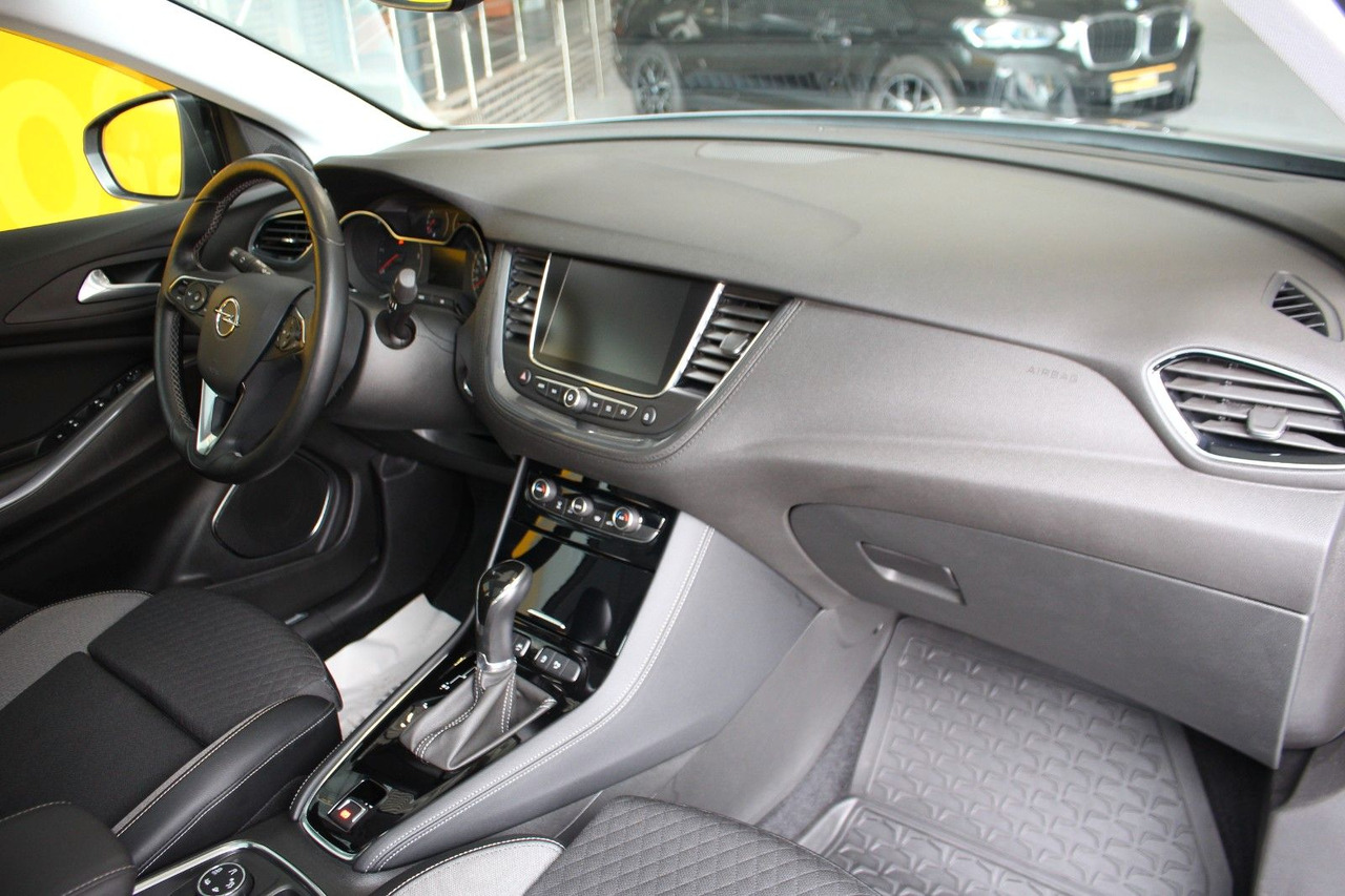 Opel Grandland (X) 2.0 Inno Kamera Keyless LED AHK - SUV: slika 4 Opel Grandland (X) 2.0 Inno Kamera Keyless LED AHK - SUV: slika 4