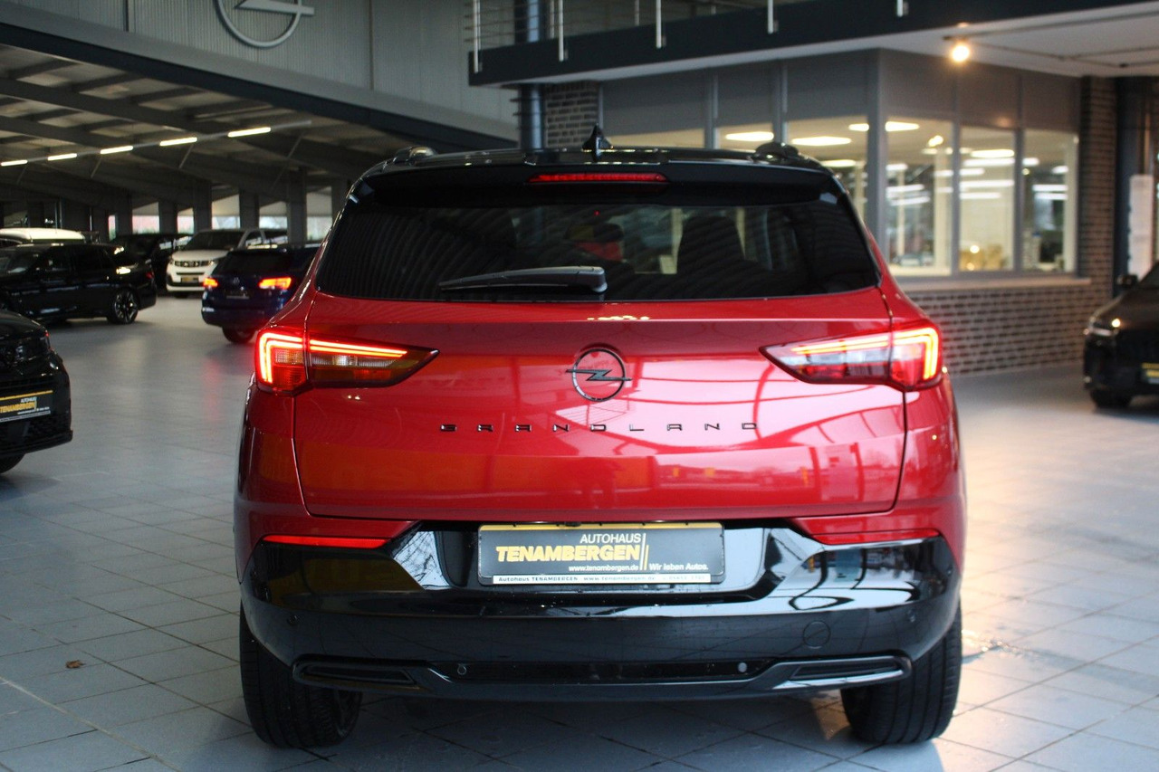 Opel Grandland X GS Line Kamera Navi LED PDC Sitzhzg - SUV: slika 3 Opel Grandland X GS Line Kamera Navi LED PDC Sitzhzg - SUV: slika 3