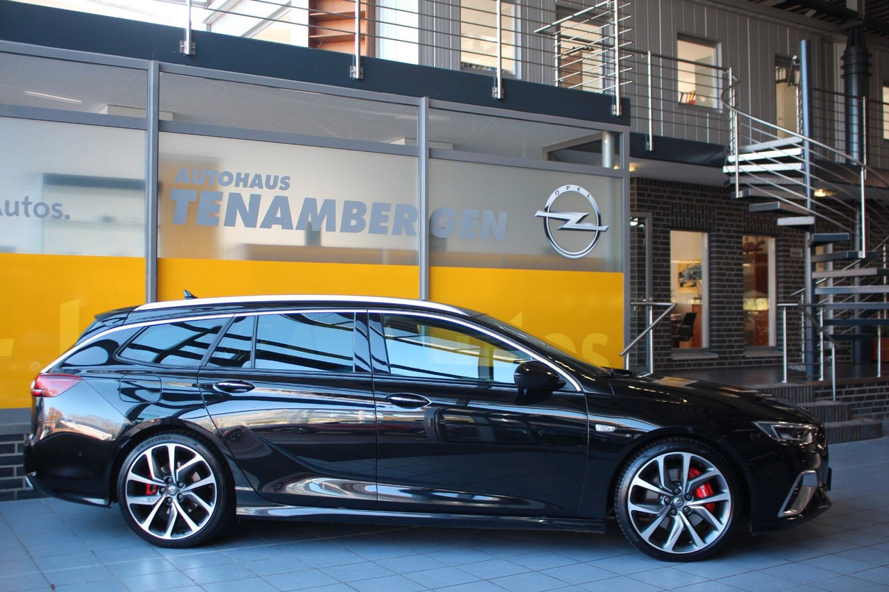 Opel Insignia B Sports Tourer GSi 4x4 Massage Bose - Karavan: slika 3 Opel Insignia B Sports Tourer GSi 4x4 Massage Bose - Karavan: slika 3