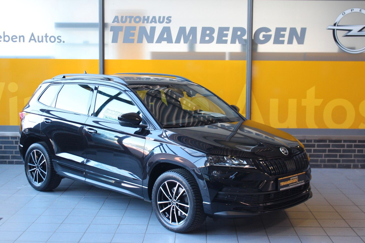Skoda Karoq Sportline 4x4 Kamera Virt.Cockp LED ACC - SUV: slika 1 Skoda Karoq Sportline 4x4 Kamera Virt.Cockp LED ACC - SUV: slika 1