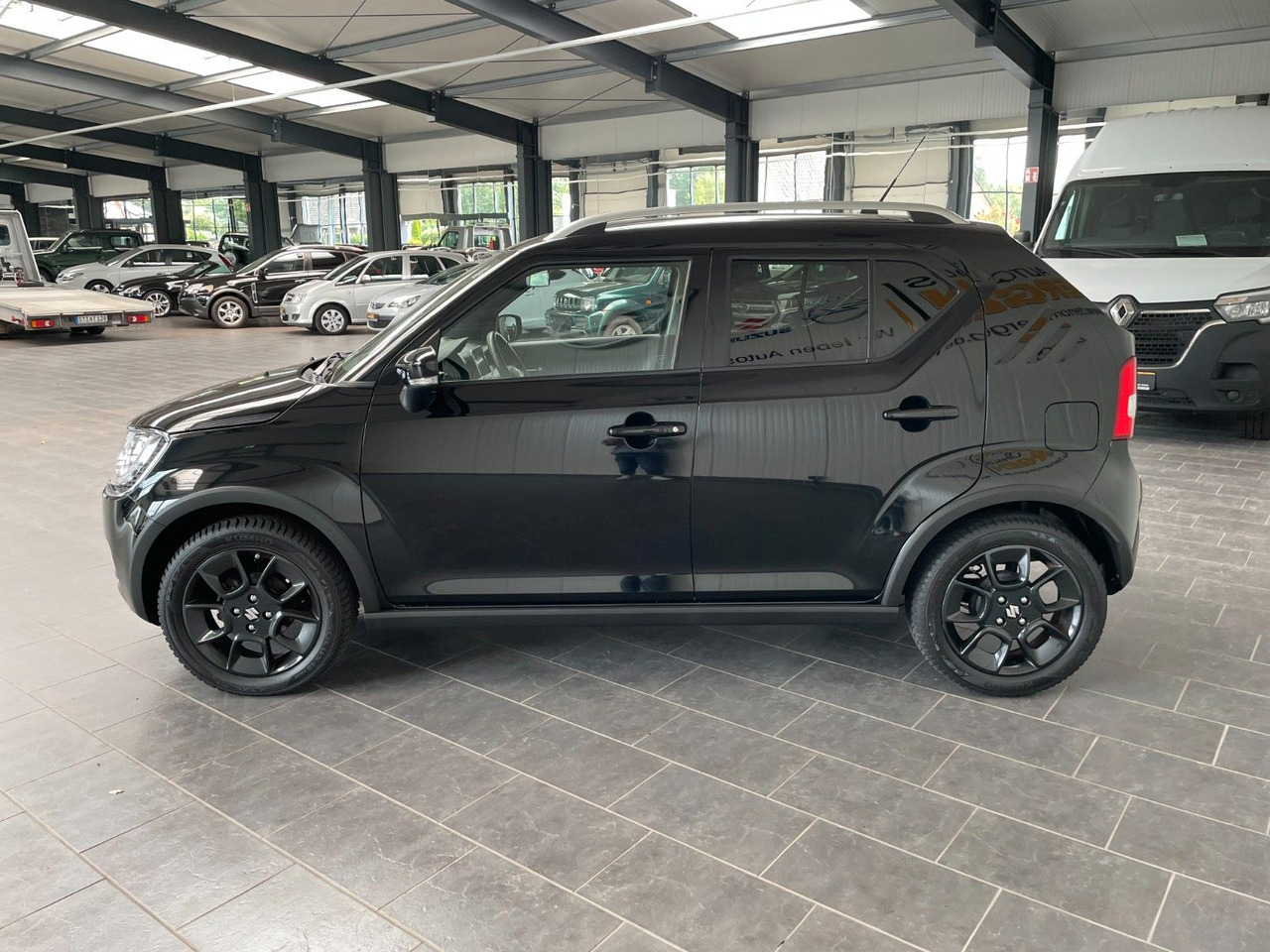 Suzuki Ignis Comfort+ Behinderten-Umbau Kamera Navi LED - Limuzina: slika 5 Suzuki Ignis Comfort+ Behinderten-Umbau Kamera Navi LED - Limuzina: slika 5