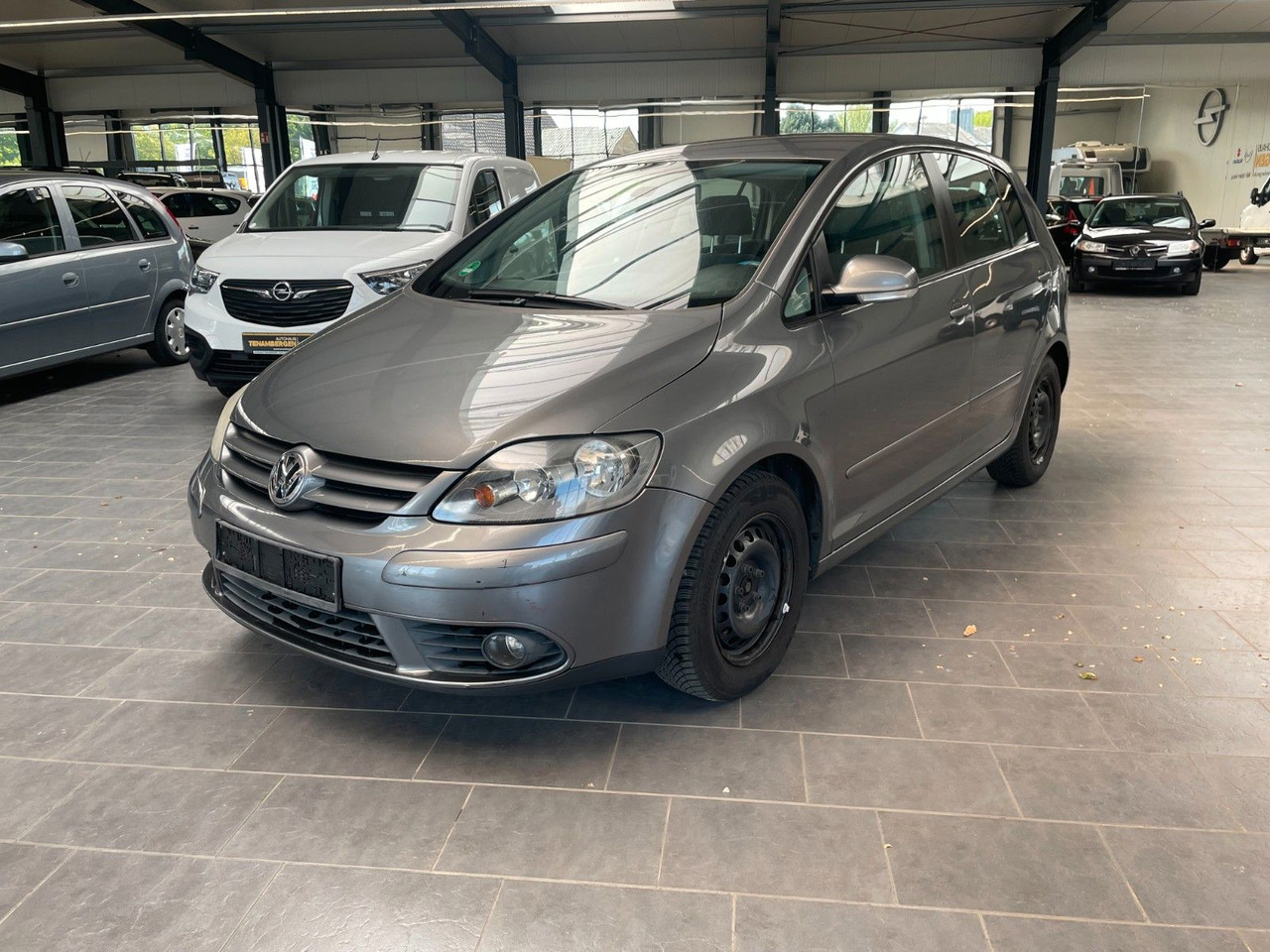 Volkswagen Golf Plus - Potniški kombi: slika 2 Volkswagen Golf Plus - Potniški kombi: slika 2