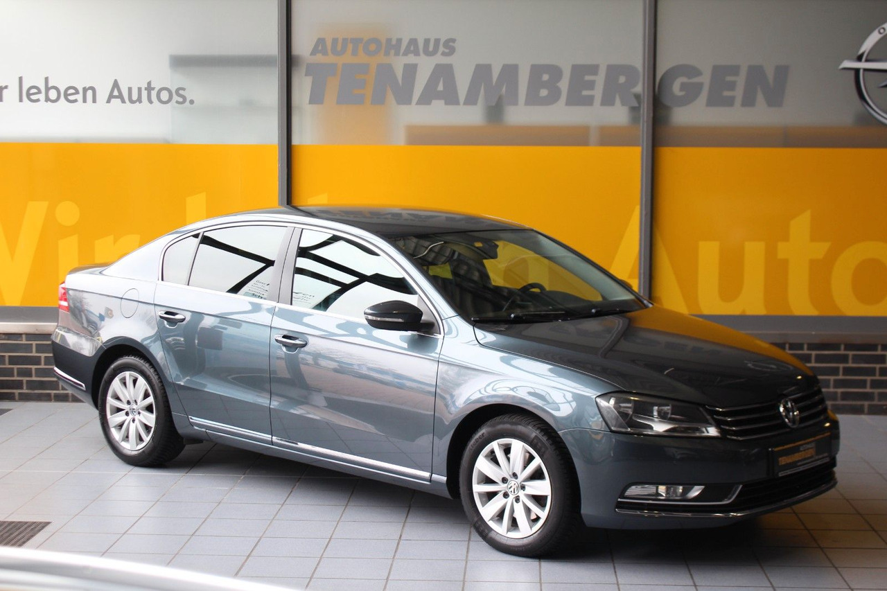 Volkswagen Passat Comfortline BlueMotion Navi PDC - Limuzina: slika 1 Volkswagen Passat Comfortline BlueMotion Navi PDC - Limuzina: slika 1