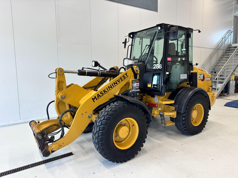 Caterpillar 908 Cat 908 M - Kolesni nakladalec: slika 2 Caterpillar 908 Cat 908 M - Kolesni nakladalec: slika 2