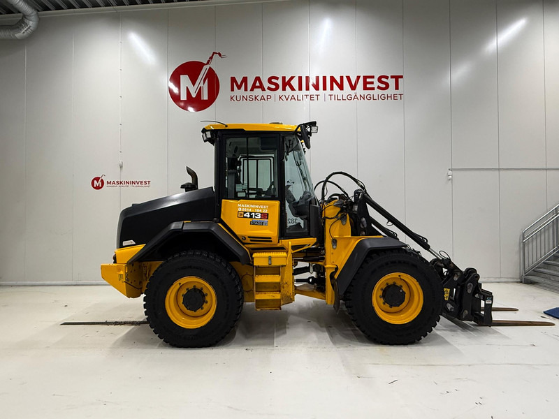 JCB 413S Nordic Edition - Kolesni nakladalec: slika 4 JCB 413S Nordic Edition - Kolesni nakladalec: slika 4