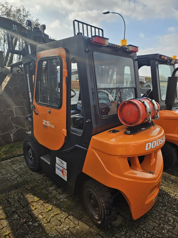 Doosan G25GP - Plinski viličar: slika 2 Doosan G25GP - Plinski viličar: slika 2
