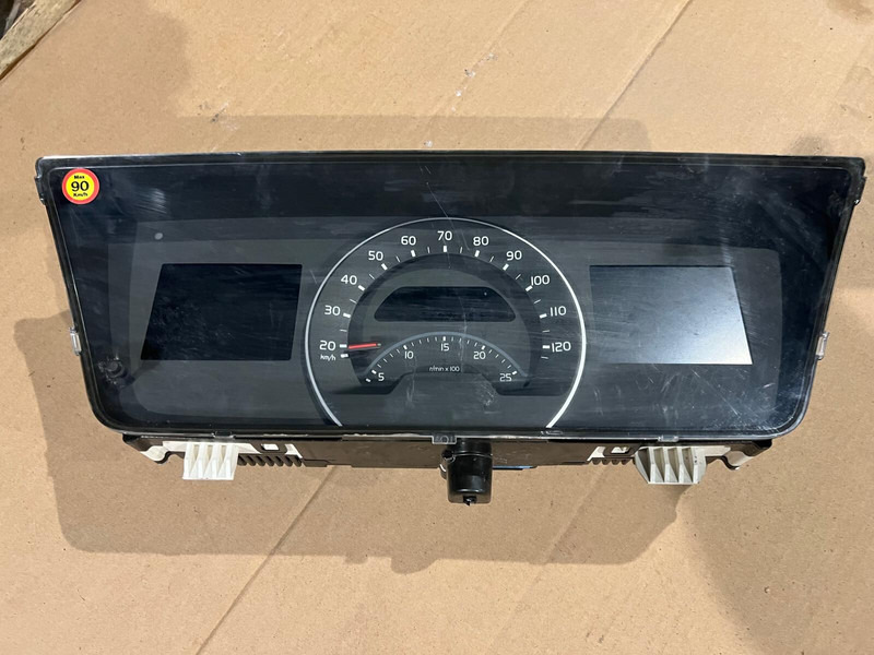 Continental FH4 - Armaturna plošča: slika 1 Continental FH4 - Armaturna plošča: slika 1