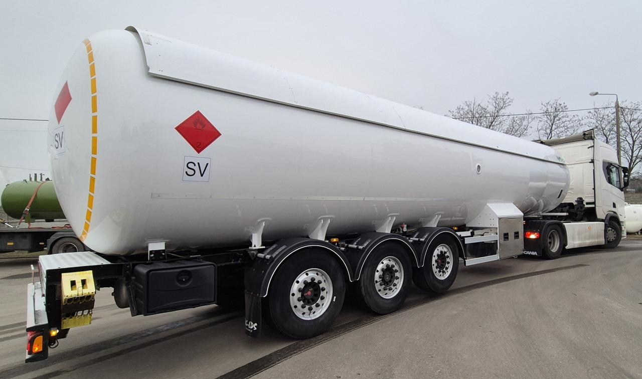 BC-LDS NCG-50 LPG/ GPL - Polprikolica cisterna: slika 2 BC-LDS NCG-50 LPG/ GPL - Polprikolica cisterna: slika 2