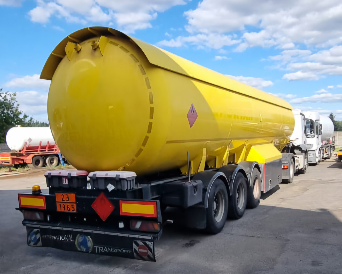 STOKOTA LPG/ PROPANE/ BUTANE - Polprikolica cisterna: slika 1 STOKOTA LPG/ PROPANE/ BUTANE - Polprikolica cisterna: slika 1