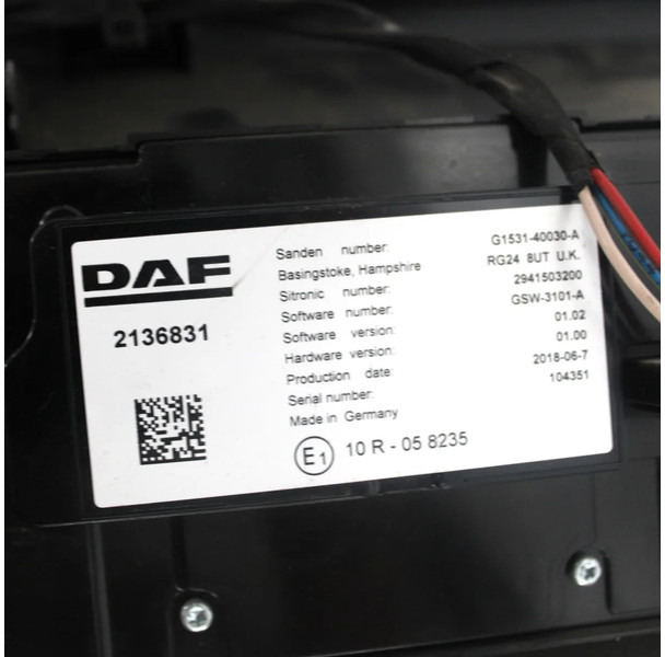 DAF XF106 Kachelbediening 2136831 + Dashboarddeel - Električni sistem za Tovornjak: slika 2 DAF XF106 Kachelbediening 2136831 + Dashboarddeel - Električni sistem za Tovornjak: slika 2