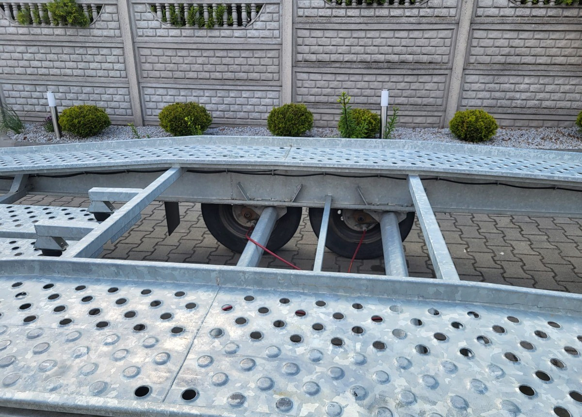 Prikolica avtotransporter GEWE DMC 270kg długa 5m nowa nie używana Dmc Stan Idealny nowy: slika 9