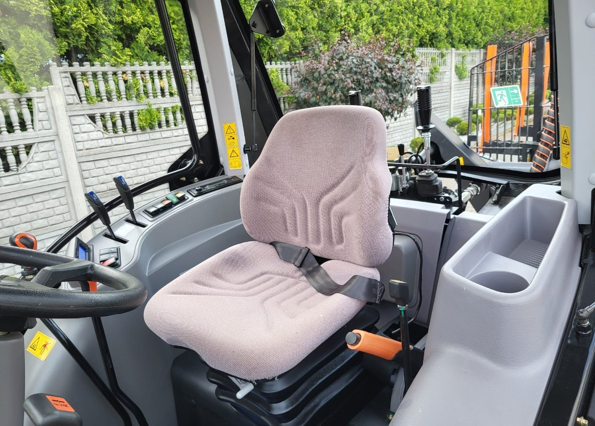 Nov Gozdarski kombajn LOVOL Zestaw Traktor LOVOL M755 Przyczepa do drewna BMF 8TPro Stan Nowy Fabryczny: slika 19