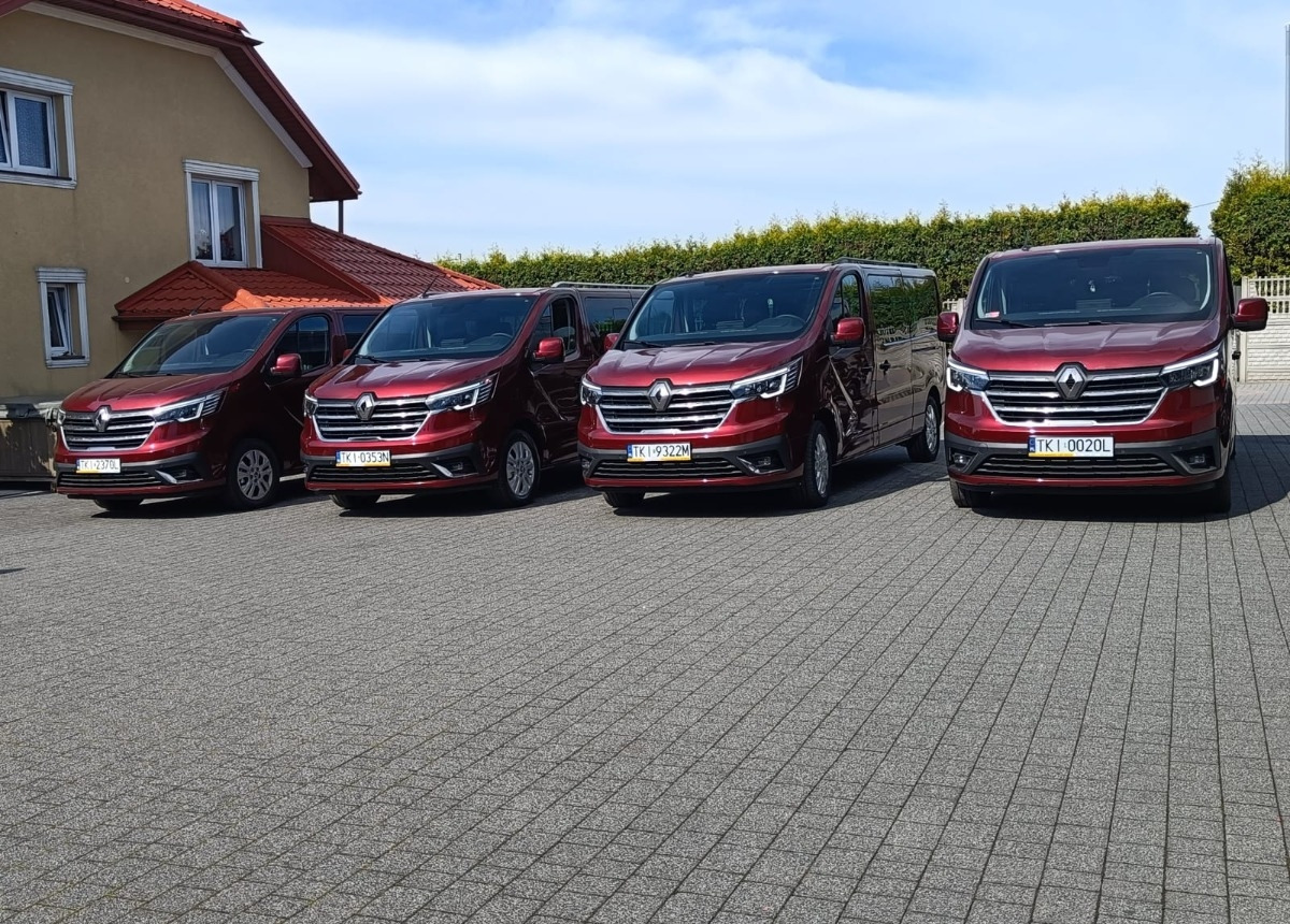 Renault Trafic Ogłoszenie dotyczy wynajmu Auta 9-osobowego - Minibus, Potniški kombi: slika 3 Renault Trafic Ogłoszenie dotyczy wynajmu Auta 9-osobowego - Minibus, Potniški kombi: slika 3