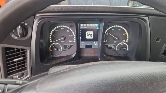 Tovornjak z dvigalom Mercedes-Benz AROCS 3552 963-2F Epsilon M100L86 Kran ? Leistungsstarker Holzladekran mit hoher Reichweite: slika 7 Tovornjak z dvigalom Mercedes-Benz AROCS 3552 963-2F Epsilon M100L86 Kran ? Leistungsstarker Holzladekran mit hoher Reichweite: slika 7