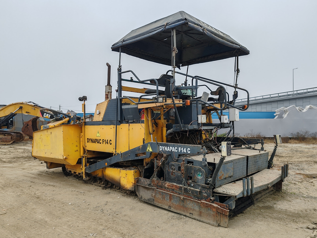 Dynapac F14C - Brizgalka za bitumen: slika 5 Dynapac F14C - Brizgalka za bitumen: slika 5