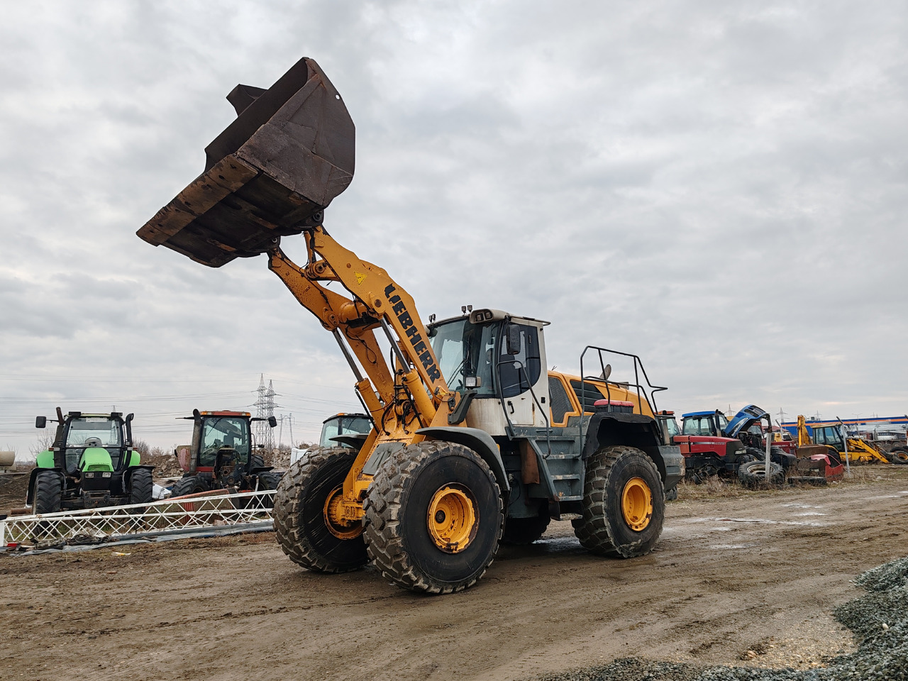 Liebherr L576 2plus2 - Kolesni nakladalec: slika 1 Liebherr L576 2plus2 - Kolesni nakladalec: slika 1