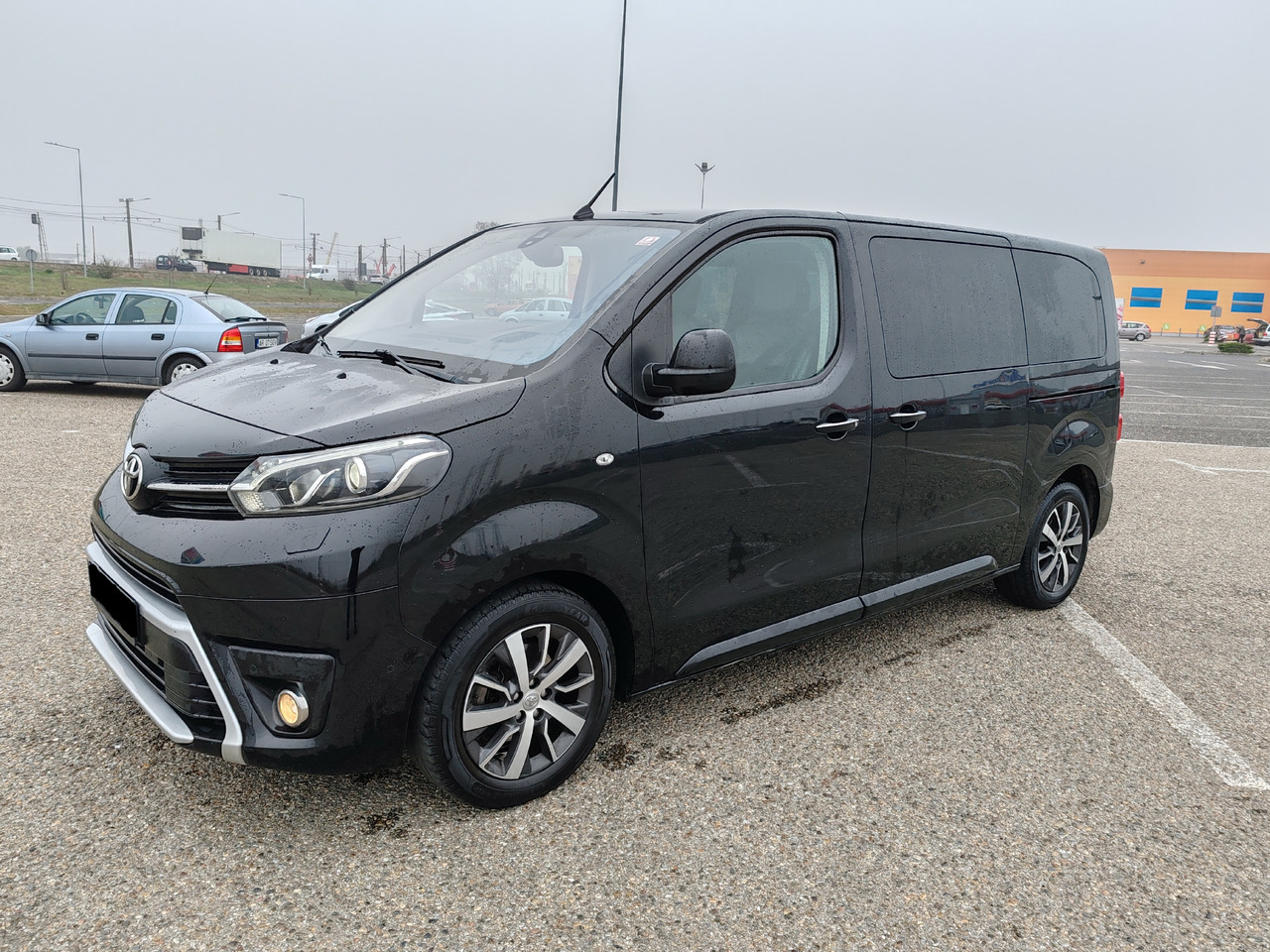 Furgon Toyota Proace Verso: slika 1