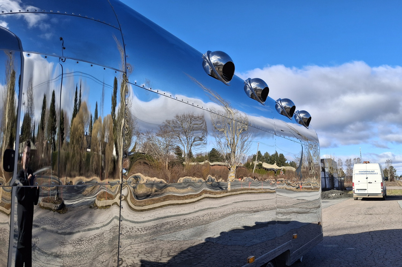 Deli Star Trailer American 6000 - EU Standards - Prikolica s hrano: slika 2 Deli Star Trailer American 6000 - EU Standards - Prikolica s hrano: slika 2