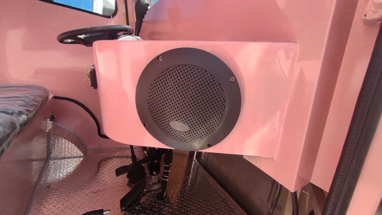 Deli Star Trailer Retro Frenchie HR 5020 Towable - EU standards - Prikolica s hrano: slika 4 Deli Star Trailer Retro Frenchie HR 5020 Towable - EU standards - Prikolica s hrano: slika 4