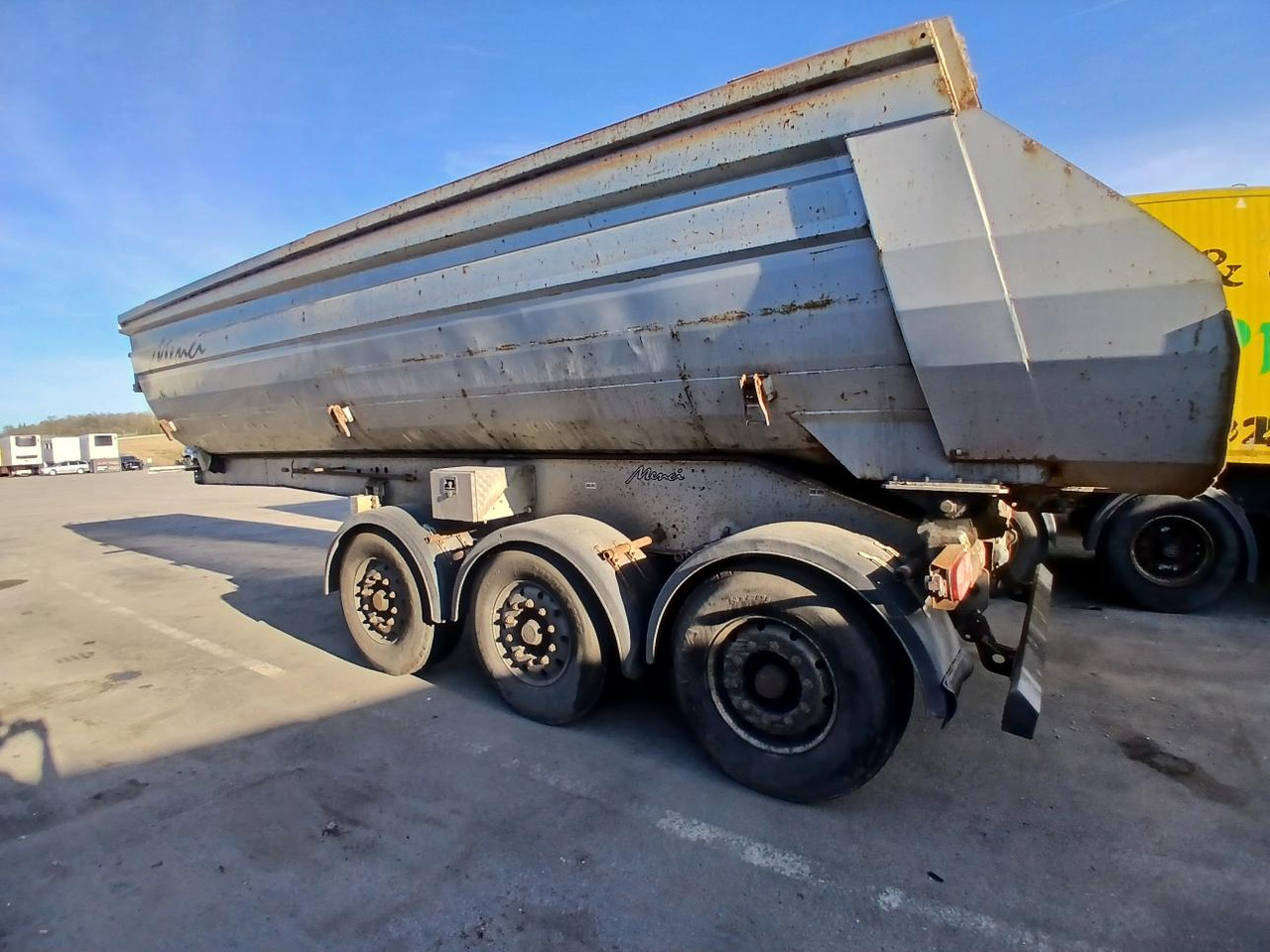 MENCI - Kiper polprikolica: slika 3 MENCI - Kiper polprikolica: slika 3