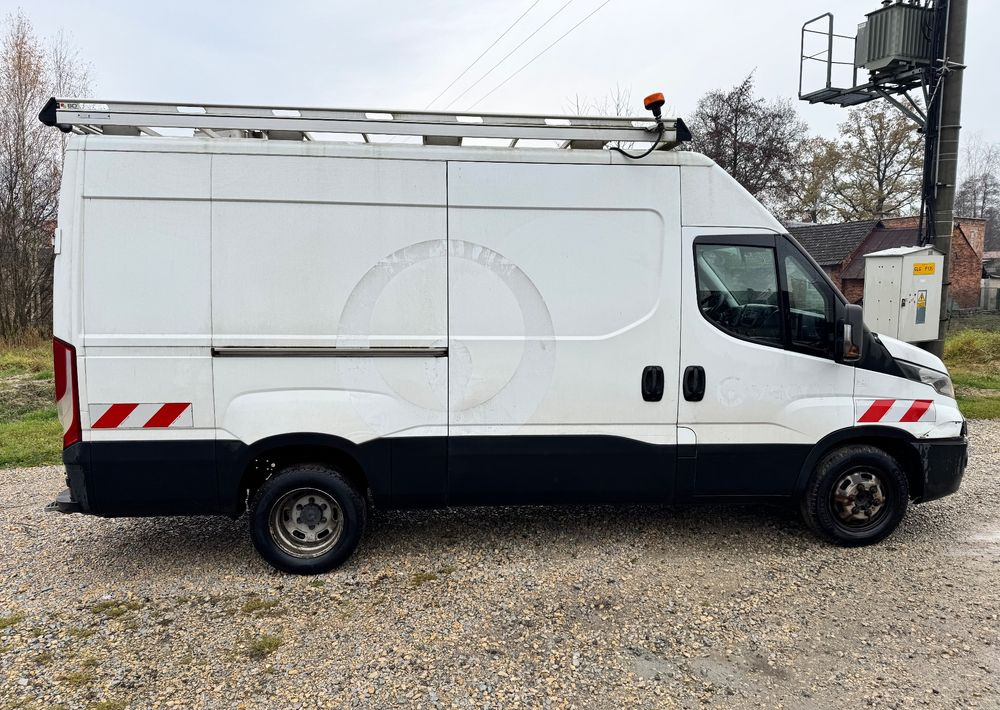 Iveco 35C21 - Furgon: slika 5 Iveco 35C21 - Furgon: slika 5