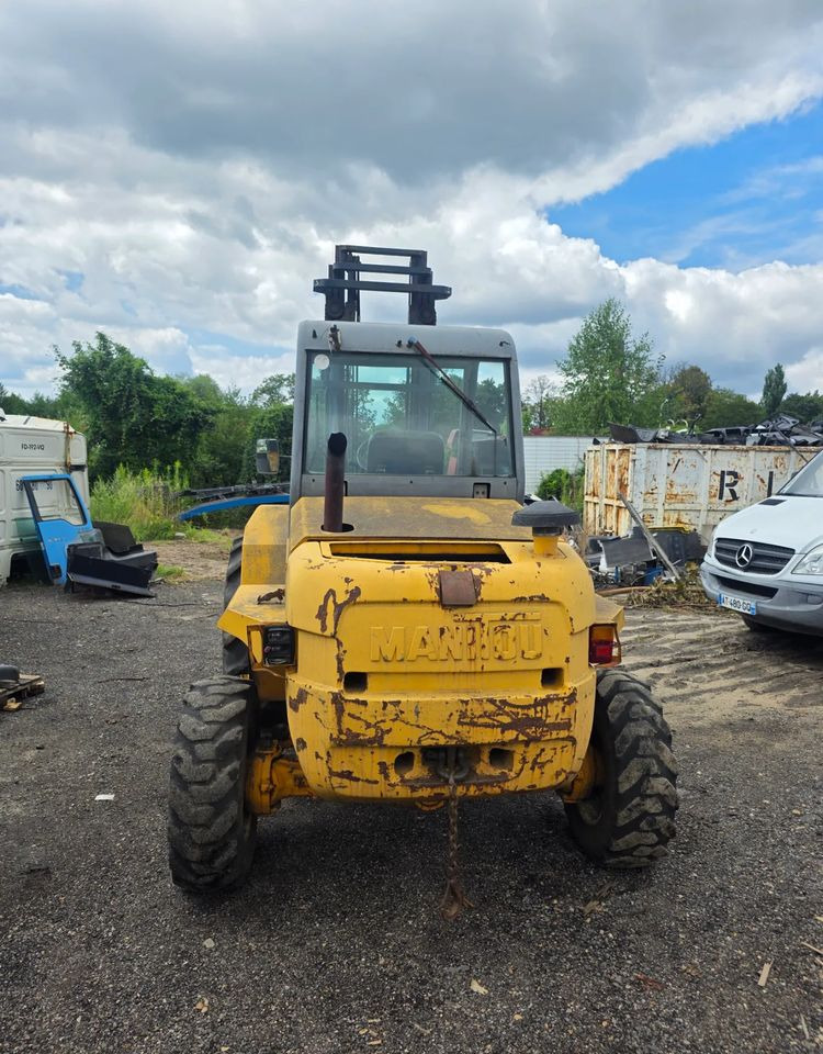 Manitou M26.4 Terenowy 4x4 5,5m - Terenski viličar: slika 4 Manitou M26.4 Terenowy 4x4 5,5m - Terenski viličar: slika 4