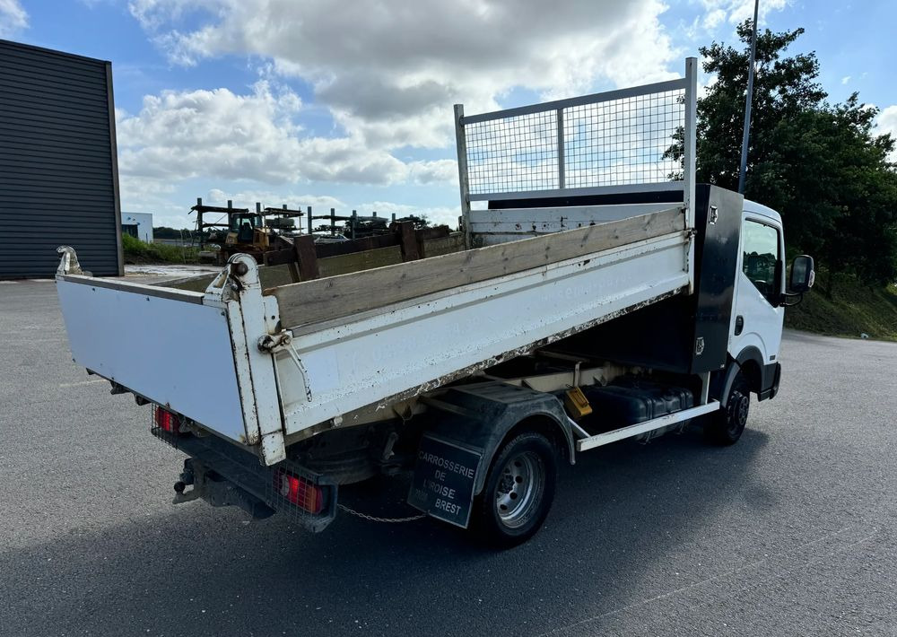 Nissan NT400 - Tovornjak prekucnik: slika 4 Nissan NT400 - Tovornjak prekucnik: slika 4