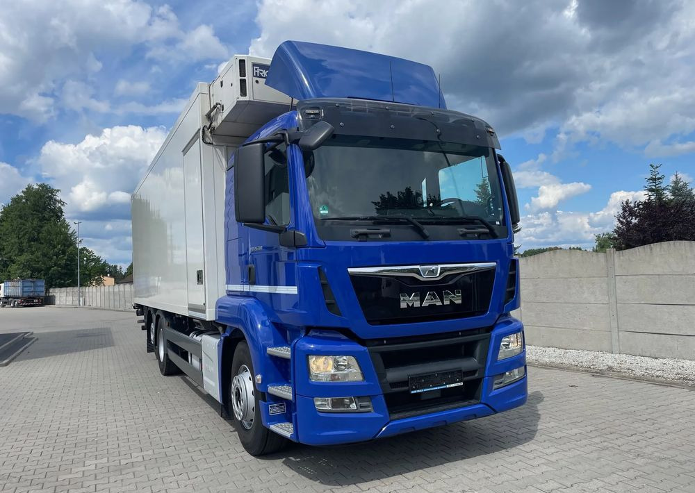MAN TGS 26.360 CHŁODNIA 8,10m ( 20 europalet ) - Tovornjak hladilnik: slika 3 MAN TGS 26.360 CHŁODNIA 8,10m ( 20 europalet ) - Tovornjak hladilnik: slika 3