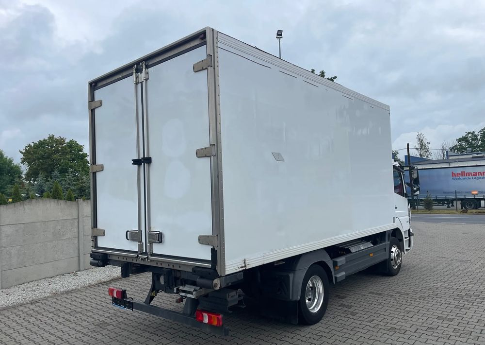 Mercedes-Benz ATEGO 1227 CHŁODNIA HAKOWA / HAKÓWKA - Tovornjak hladilnik: slika 5 Mercedes-Benz ATEGO 1227 CHŁODNIA HAKOWA / HAKÓWKA - Tovornjak hladilnik: slika 5
