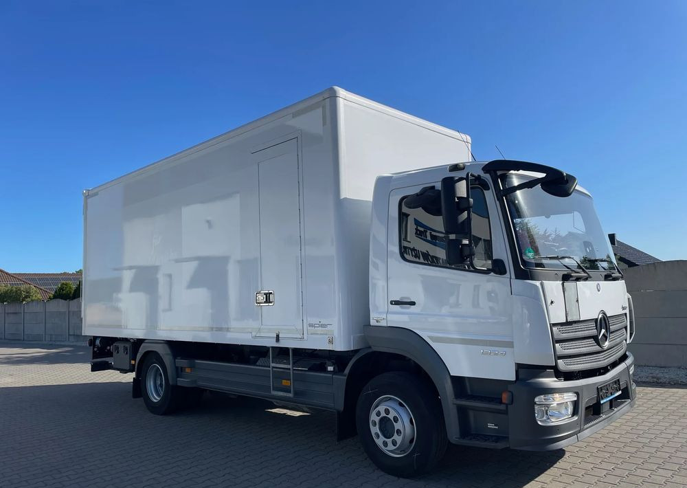 Mercedes-Benz ATEGO 1324, 15 EUROPALET, ŁADOWNOŚĆ 7,5 T - Tovornjak zabojnik: slika 5 Mercedes-Benz ATEGO 1324, 15 EUROPALET, ŁADOWNOŚĆ 7,5 T - Tovornjak zabojnik: slika 5