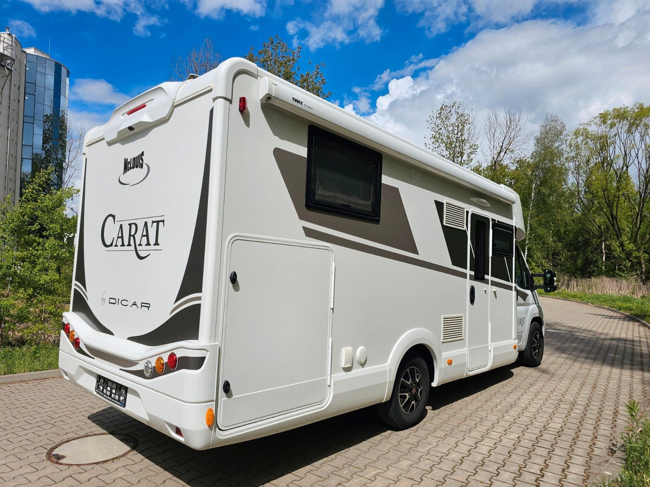 McLouis CARAT 470 4xBett Winter Volausstattung Leder - Polintegriran avtodom: slika 4 McLouis CARAT 470 4xBett Winter Volausstattung Leder - Polintegriran avtodom: slika 4