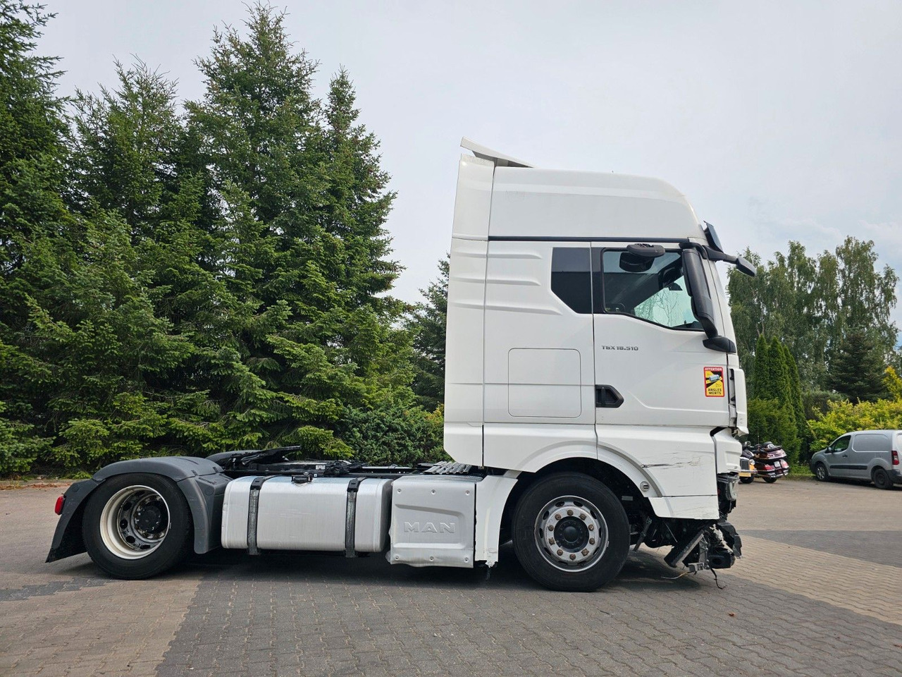 MAN TGX 18.510 XXL INTARDER - Motor , Rahmen 100% OK - Vlačilec: slika 3 MAN TGX 18.510 XXL INTARDER - Motor , Rahmen 100% OK - Vlačilec: slika 3