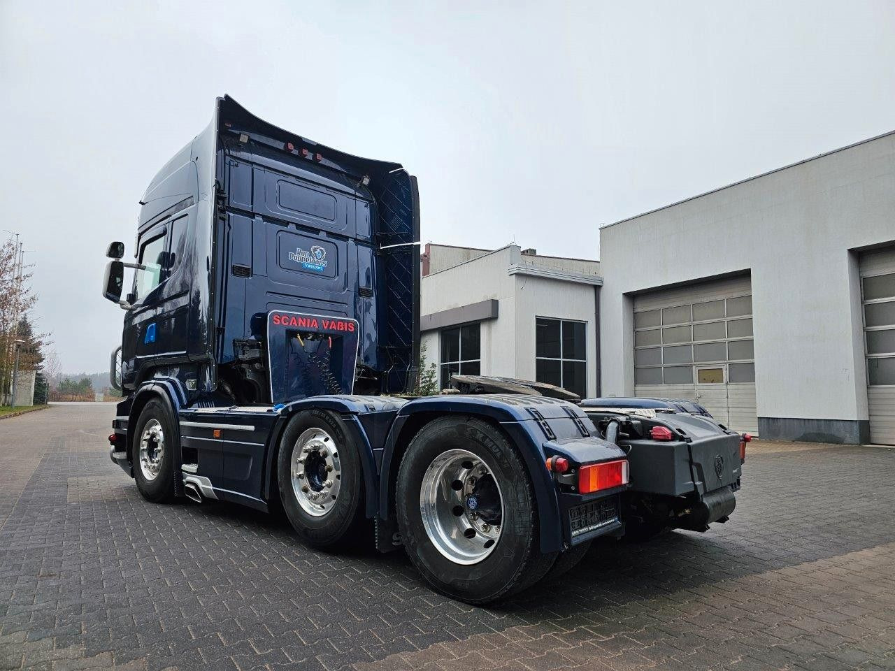 Scania R520 V8 6x2 Lenk/Liftachse Vollaustattung EURO6 - Vlačilec: slika 4 Scania R520 V8 6x2 Lenk/Liftachse Vollaustattung EURO6 - Vlačilec: slika 4