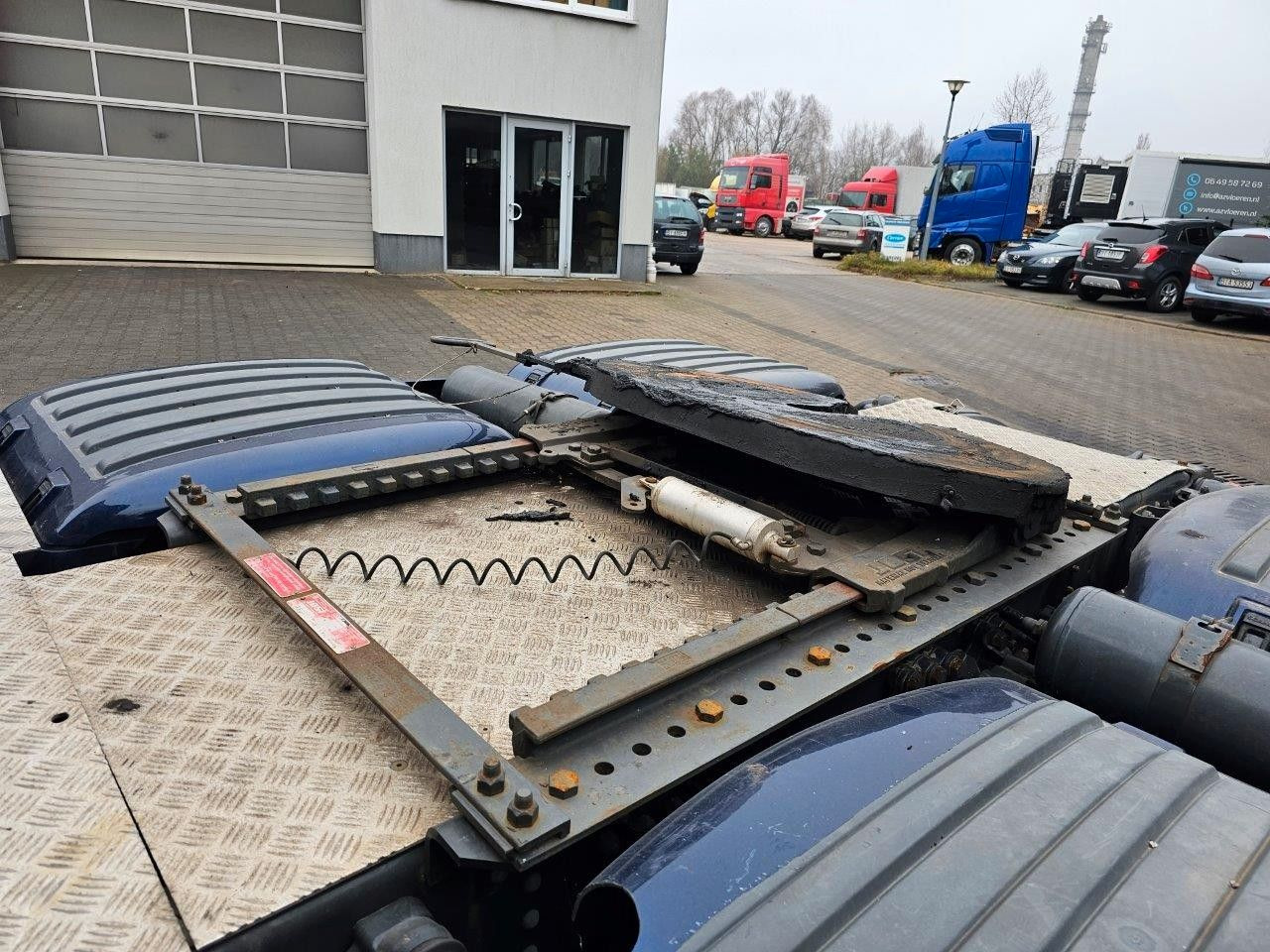 Scania R520 V8 6x2 Lenk/Liftachse Vollaustattung EURO6 - Vlačilec: slika 5 Scania R520 V8 6x2 Lenk/Liftachse Vollaustattung EURO6 - Vlačilec: slika 5