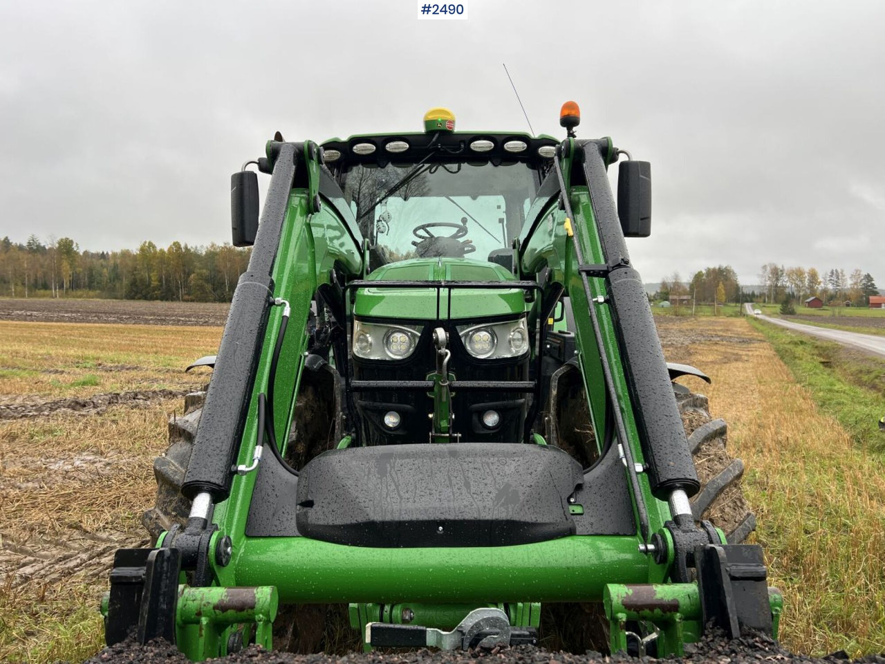 JOHN DEERE 6155R Agricultural tractor - Traktor: slika 4 JOHN DEERE 6155R Agricultural tractor - Traktor: slika 4