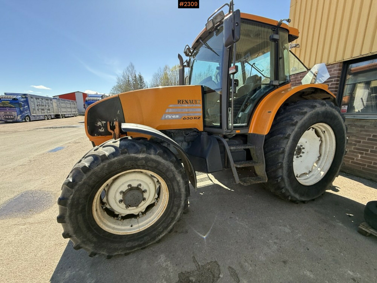 Tractor Renault Ares 630 RZ Only 1 owner (see video) - Traktor: slika 4 Tractor Renault Ares 630 RZ Only 1 owner (see video) - Traktor: slika 4