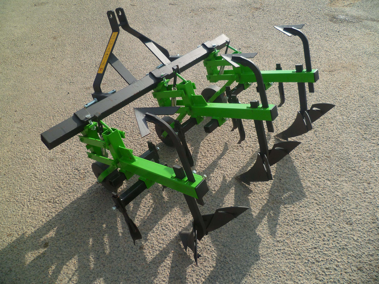 BOMET Bineuse Butteuse 2 rangs NORMA - Oprema za obdelavo tal: slika 4 BOMET Bineuse Butteuse 2 rangs NORMA - Oprema za obdelavo tal: slika 4