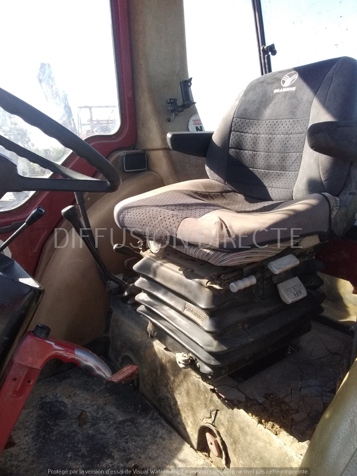 CASE IH TRACTEUR AGRICOLE 845 XL - Traktor: slika 5 CASE IH TRACTEUR AGRICOLE 845 XL - Traktor: slika 5