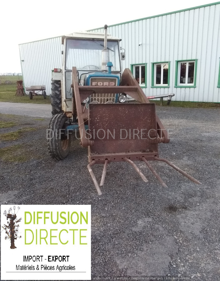 FORD TRACTEUR AGRICOLE 5000 SUPER MAJOR - Traktor: slika 1 FORD TRACTEUR AGRICOLE 5000 SUPER MAJOR - Traktor: slika 1