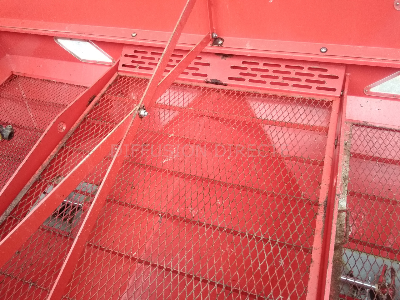 KUHN DISTRIBUTEUR D'ENGRAIS MDS 1141 - Trosilnik gnojila: slika 5 KUHN DISTRIBUTEUR D'ENGRAIS MDS 1141 - Trosilnik gnojila: slika 5