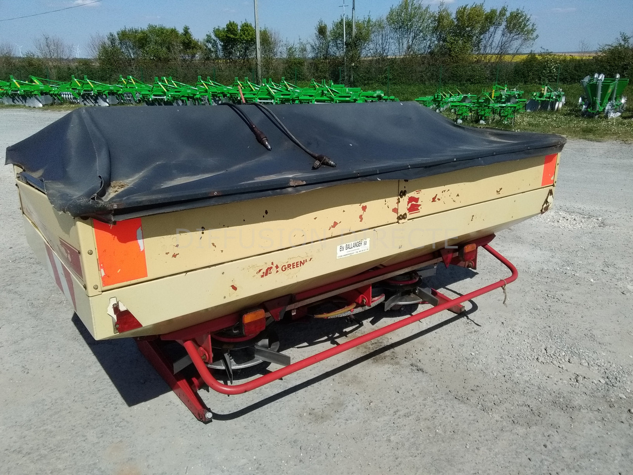 VICON DISTRIBUTEUR D'ENGRAIS GREENLAND - Trosilnik gnojila: slika 2 VICON DISTRIBUTEUR D'ENGRAIS GREENLAND - Trosilnik gnojila: slika 2
