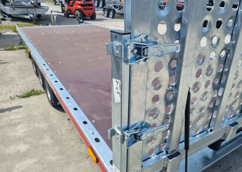 TEMARED UNIVERSAL 5121/3 3.5T R10C SKLEJKA - Plato/ Tovorna prikolica: slika 5 TEMARED UNIVERSAL 5121/3 3.5T R10C SKLEJKA - Plato/ Tovorna prikolica: slika 5